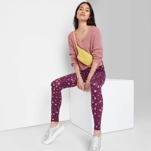 Maroon cheetah print leggings - Picture 1 of 3